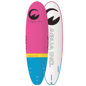 Grote skateboards met kleurrijke ontwerpen en branding voor outdoor plezier.