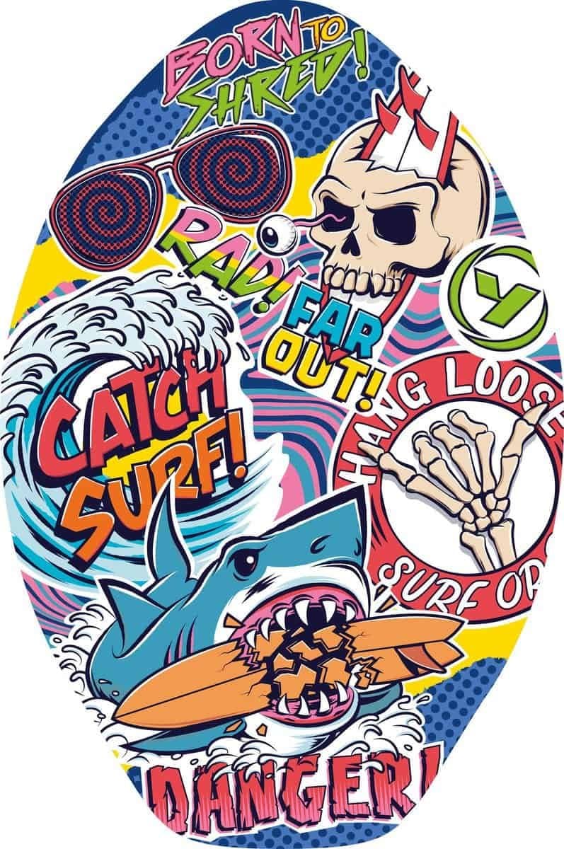 Vrolijk skateboard en surf plaatje met comics stijl en teksten zoals "Born to Shred" en "Catch Surf".