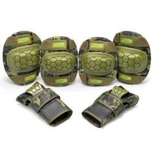 Veiligheidskniebeschermers in camouflage met schokabsorberende gewatteerde pad.