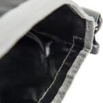 Rugzak met waterdichte binnenkant en strak design voor buitenactiviteiten.