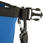 Rvsluiting en strap voor buitensport en avontuurlijke activiteiten.