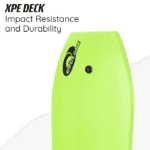 Skateboard XPE Deck jaune avec résistance aux chocs et durabilité.