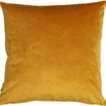 Gele velvet sierkussen voor binnen en buiten decoratie.