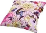 Floralen-kussensloop-met-elegant-bloemenpatroon-en-lila-accenten.