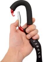Drogredder voor outdoorsport met comfortabele grip en karabiner sluiting.