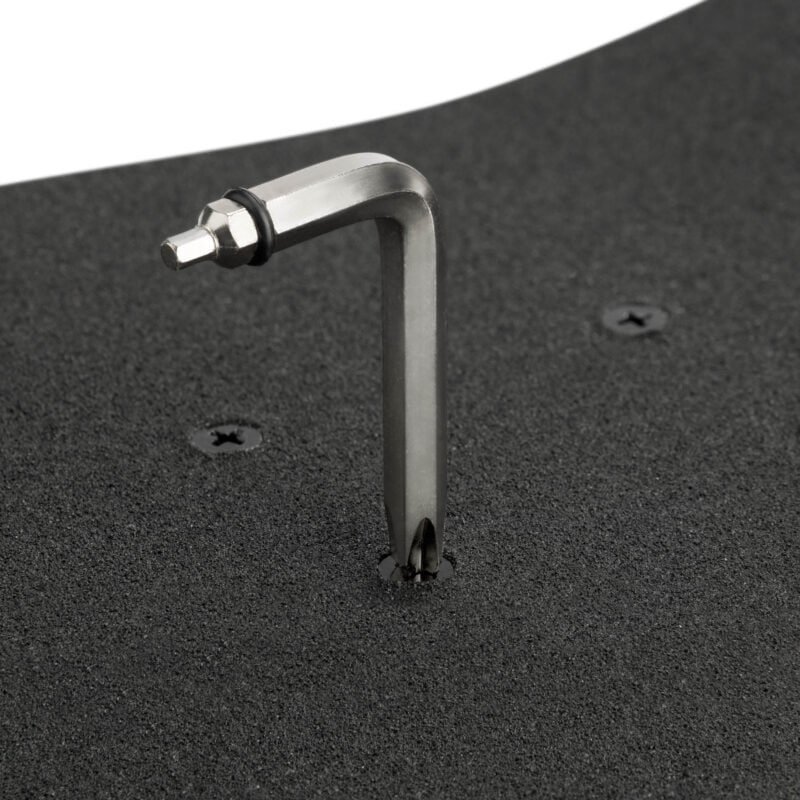 Support pour le montage de patins et de planches sur une surface en caoutchouc.