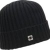 Knitted black beanie hat met logo, warm en stijlvol voor buitengebruik.
