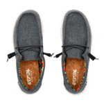 Lage schoenen voor buitenplezier en skating.