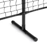 Stabiliteit en duurzaamheid van een zwarte volleybalnet op een sportveld.