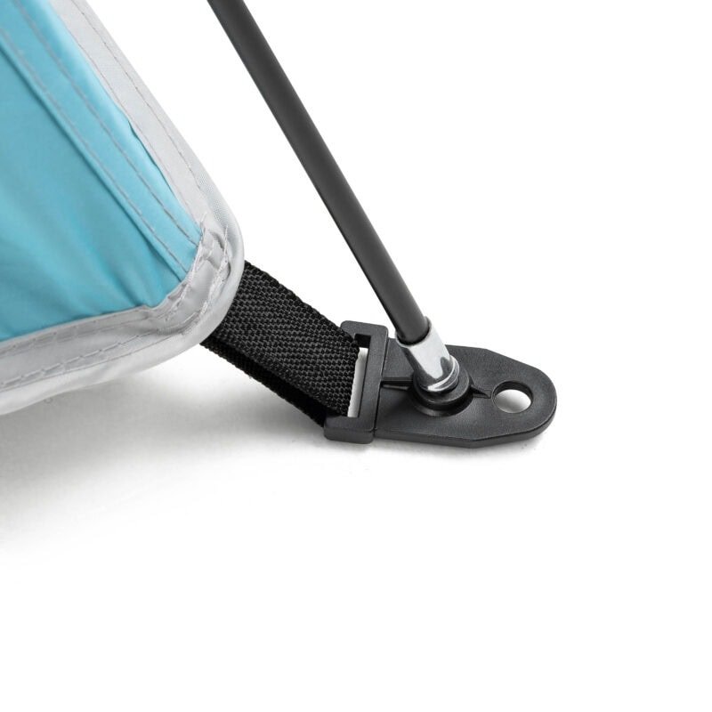 Lenkrolle für Kinderwagen mit stabilem Fuß und verstellbarer Achse.