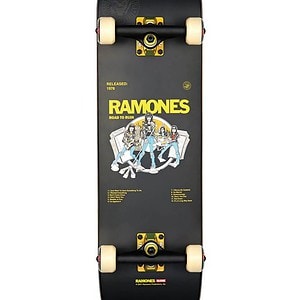 Globe G2 Ramones Road to Ruin 8.25″ - Skateboard Compleet